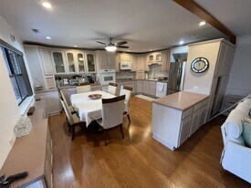 Building Photo - 4026 Society Dr