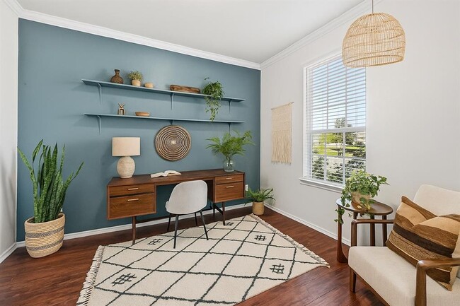 Building Photo - 524 Martha Dr