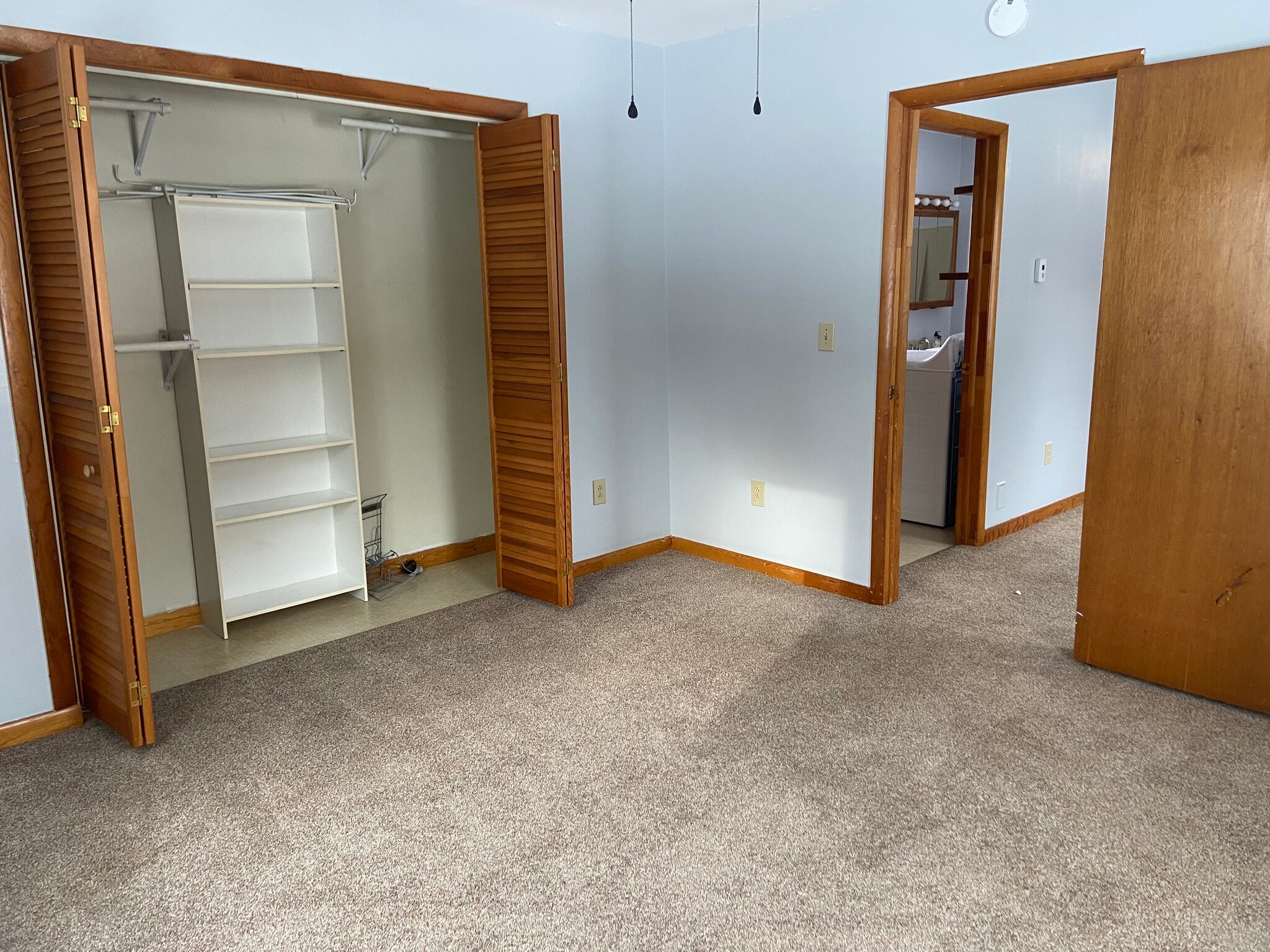 Bedroom - 2552 Malletts Bay Ave