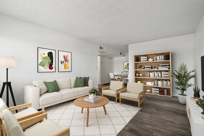 Interior Photo - Two | Five Greenway Apartments