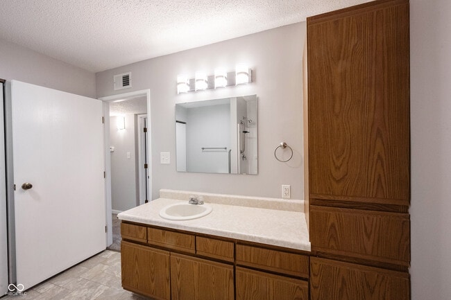 Building Photo - 216 Progress Rd