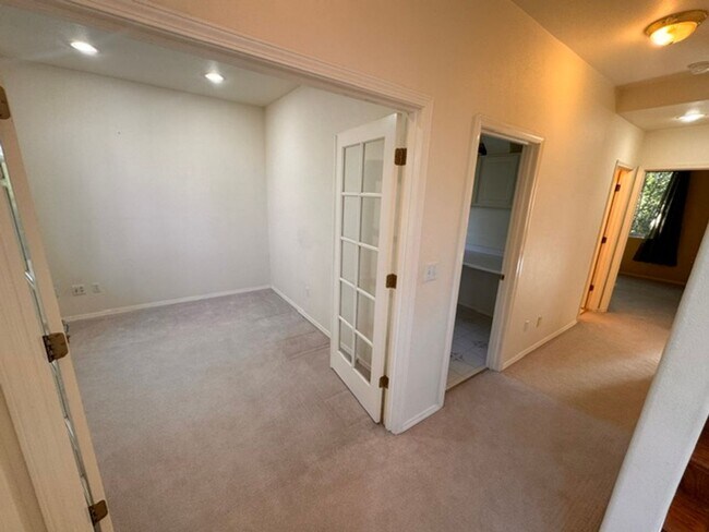 Building Photo - 10100 Zermatt Cir