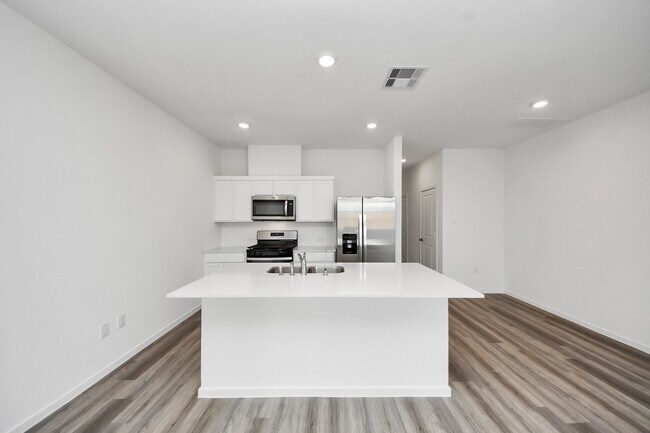 Building Photo - 1027 Moon Drop Ln