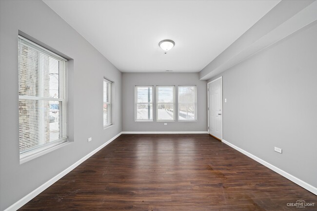 Building Photo - 157 N Eastern Ave