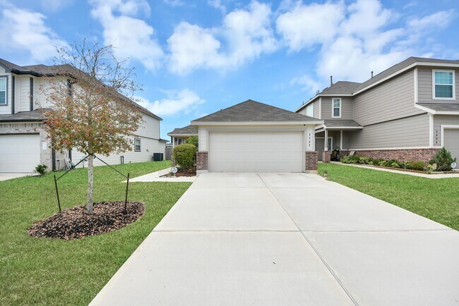 Building Photo - 3702 Cub Dr