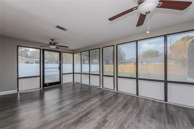Building Photo - 660 McKinley Ct