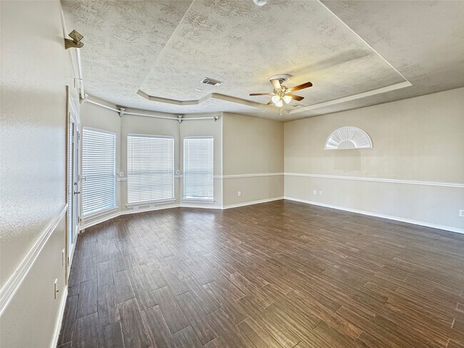 Building Photo - 25619 Canyon Crossing Dr