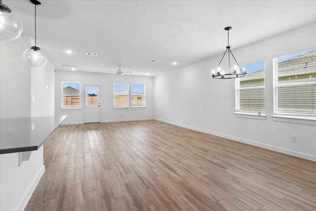 Building Photo - 107 Walnut Hl Ct