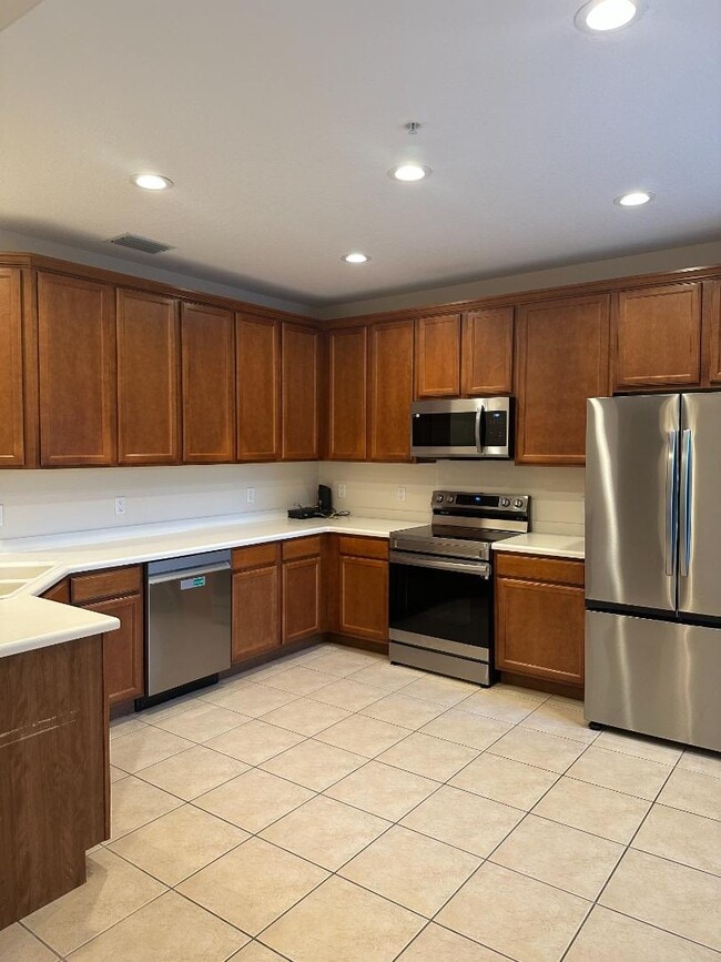 Building Photo - 7441 Regina Way
