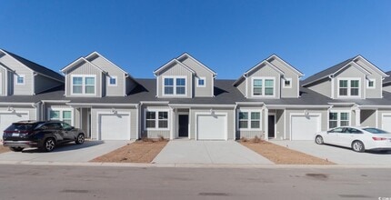 Building Photo - 1375 Speedway St