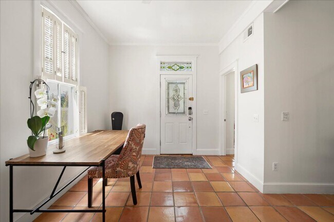 Building Photo - Downtown St. Augustine 2BD/2BA Historic Home