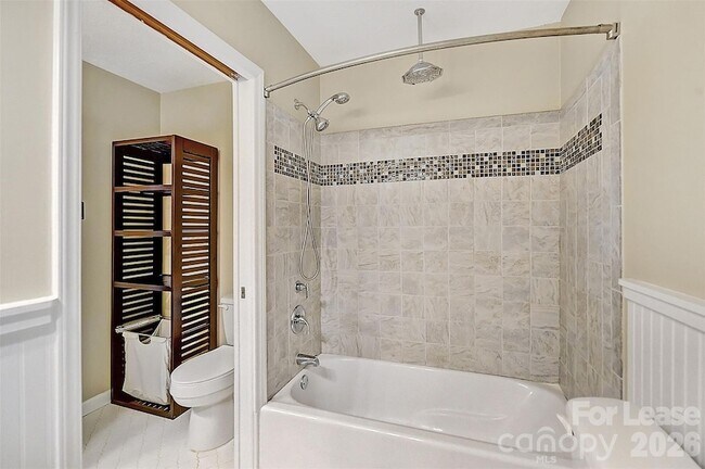 Building Photo - 218 Clearbrook Rd