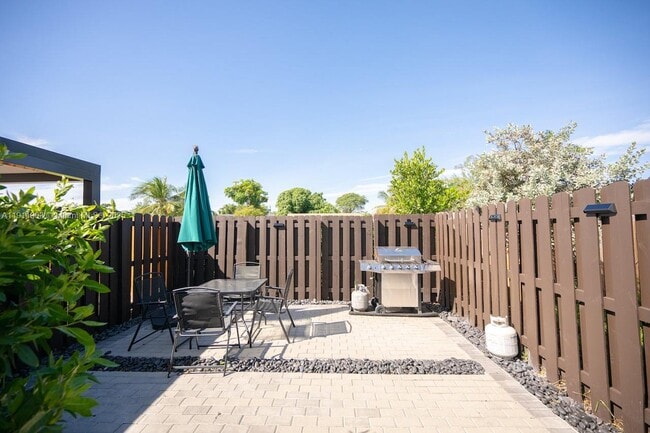 Building Photo - 12234 NW 24th Pl