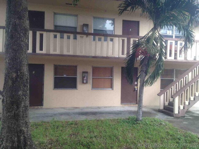 Building Photo - 3660 SW 60th Ave