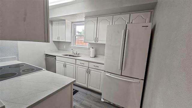 Building Photo - 426 Paldao Dr