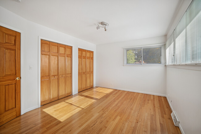 Building Photo - 1037 Heatherfield Ln