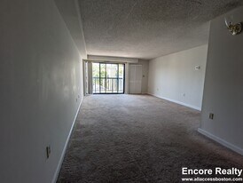 Building Photo - 34 Elmer St