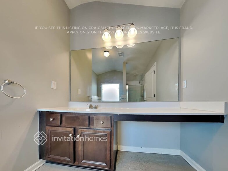 Building Photo - 107 Camden Rd