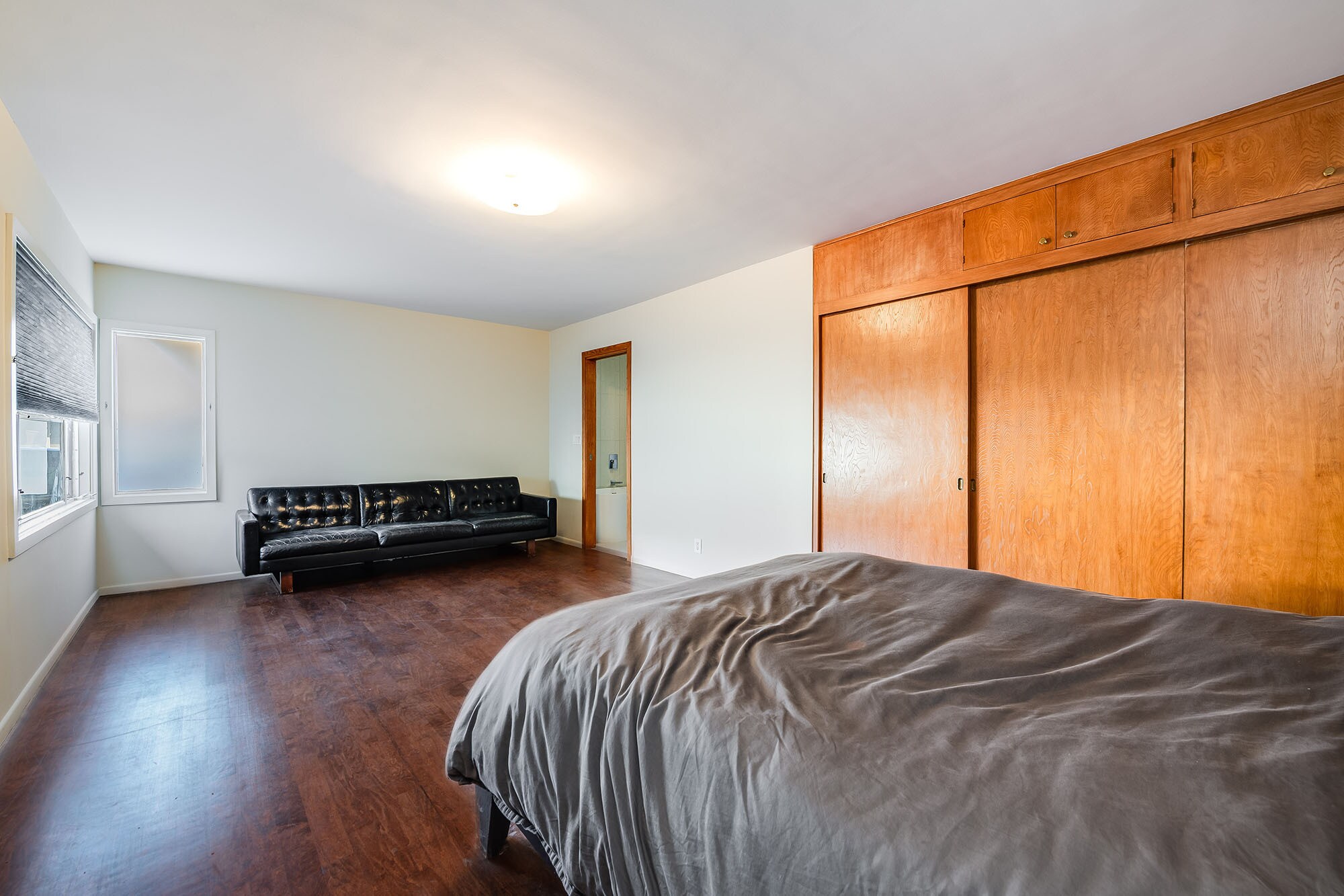 Building Photo - 2431 Carman Crest Dr