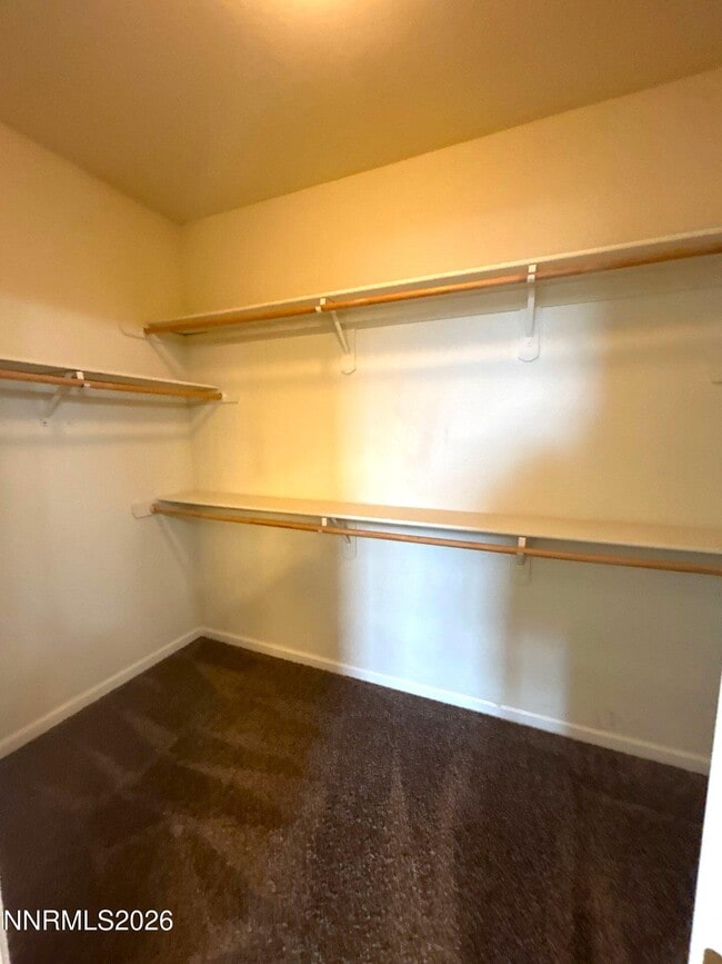 Building Photo - 3084 10 Mile Dr