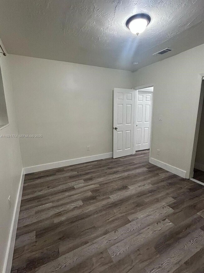 Building Photo - 2931 NW 47th St