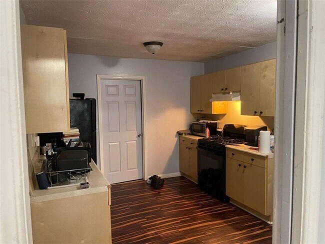 Building Photo - 58 Ezzard St