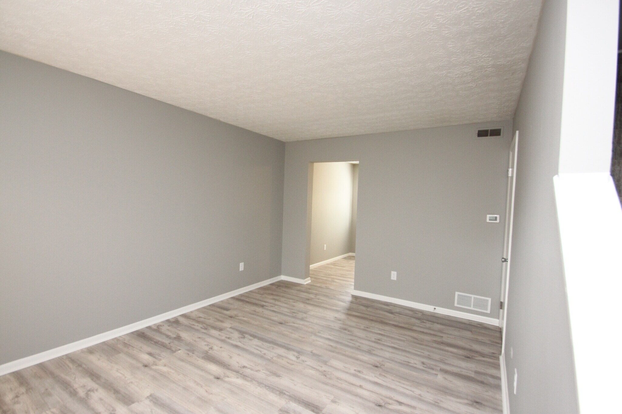 Building Photo - 315 Forest St