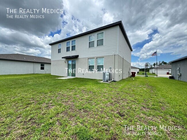 Building Photo - 3505 Bonsilva St