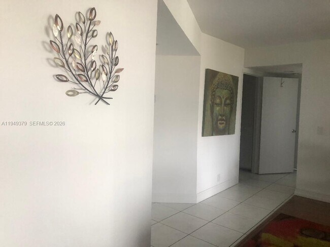 Building Photo - 3400 NE 192 St