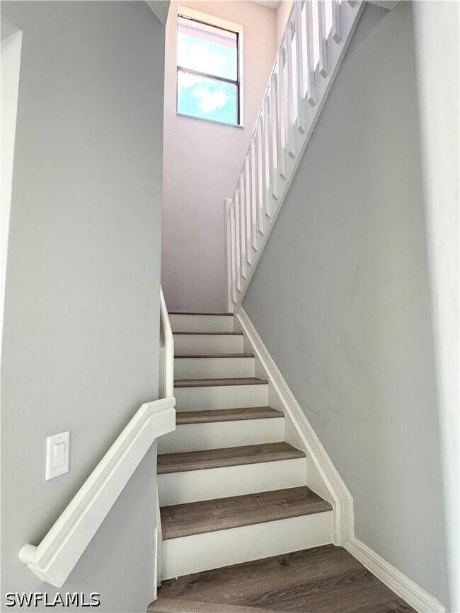 Building Photo - 8984 Madrid Cir
