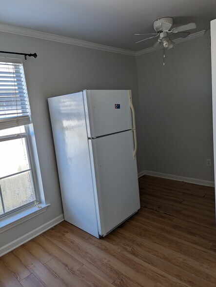 Building Photo - 4405 Barnett Street