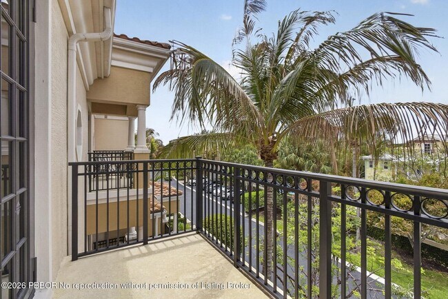 Building Photo - 803 del Sol Cir