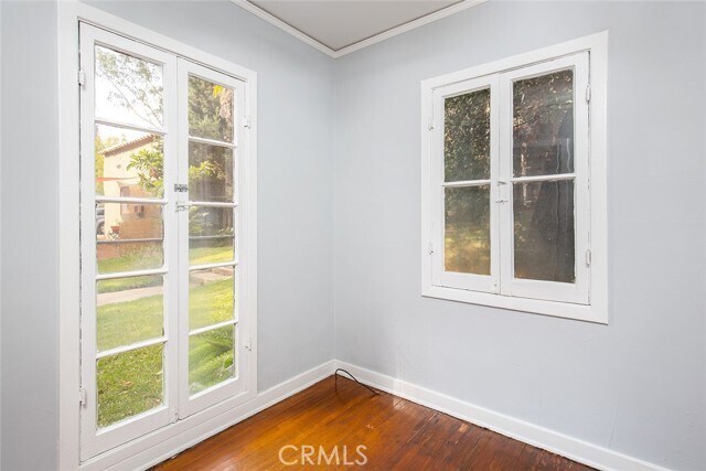 Building Photo - 453 E Sacramento St