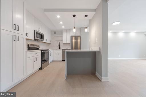 Building Photo - 205 Yoakum Pkwy