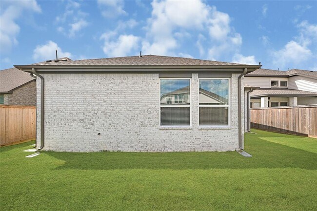 Building Photo - 21711 Meridian Duskywing Dr