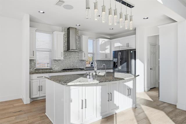 Building Photo - 11813 Smithton Ave