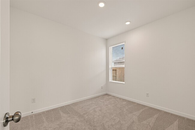 Building Photo - 2511 American Ruby Dr