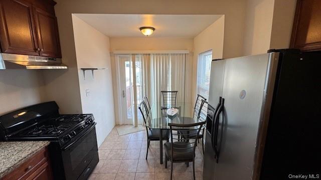 Building Photo - 25 Tibbits Ave