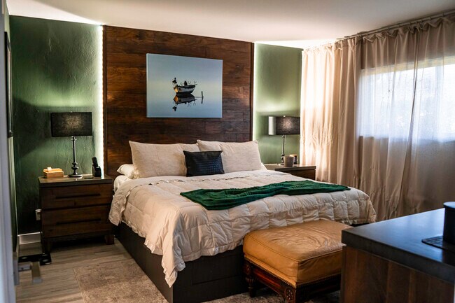 Building Photo - 55 SE 14th St