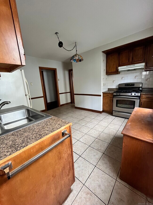 Building Photo - 267 Grandview Terrace