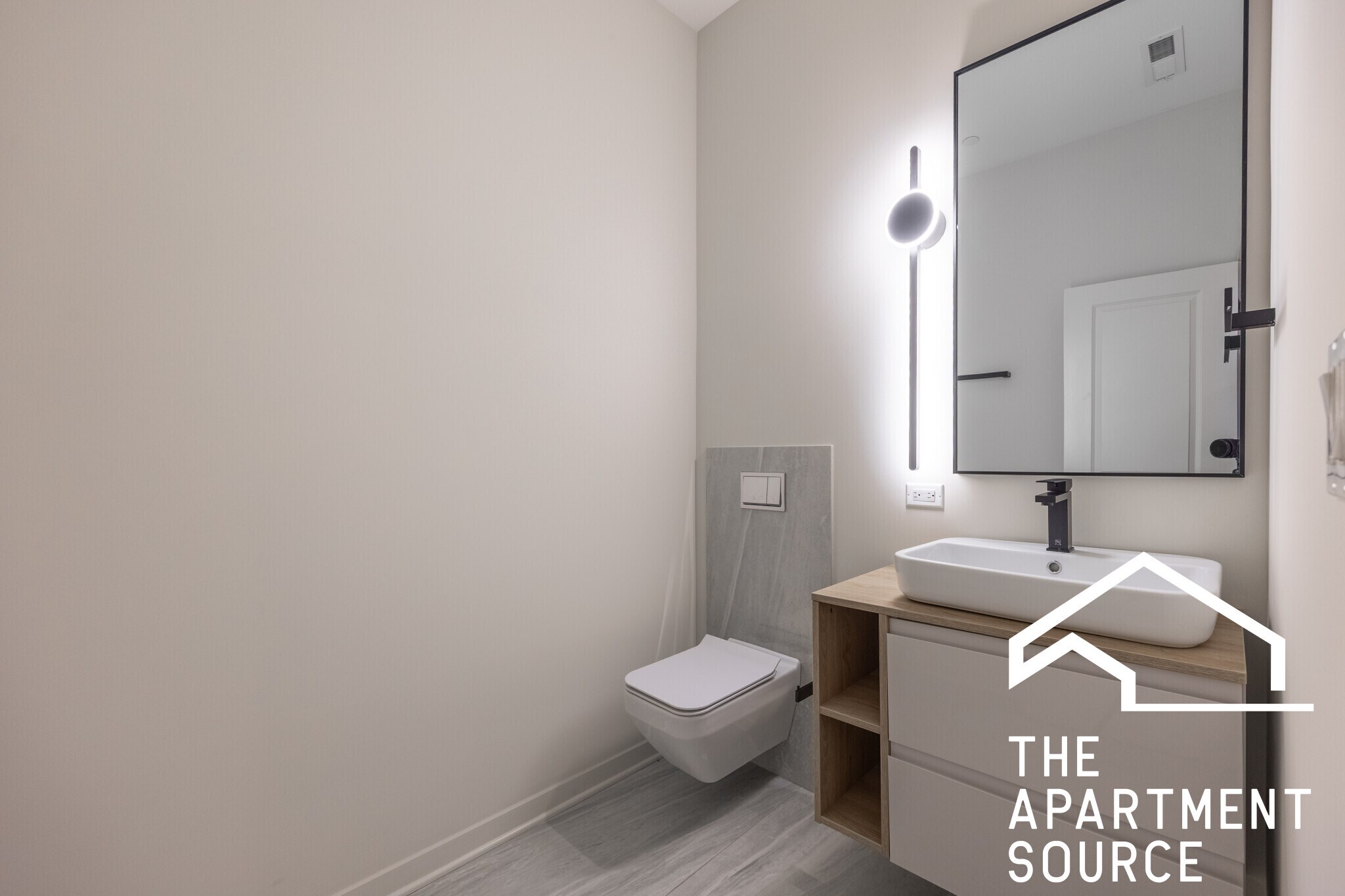 Building Photo - 3207 N Narragansett Ave