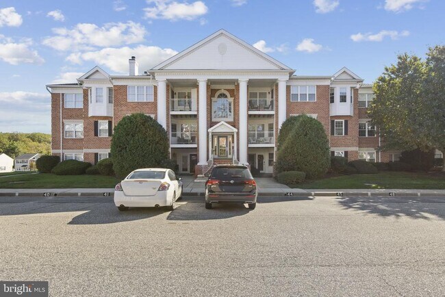 Building Photo - 202 Burkwood Ct