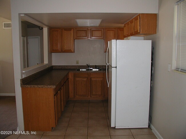Building Photo - 2500 Congaree Dr W