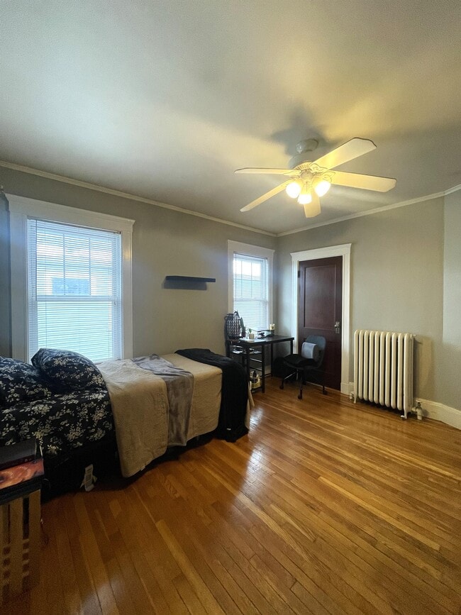 Building Photo - 16 Halifax St