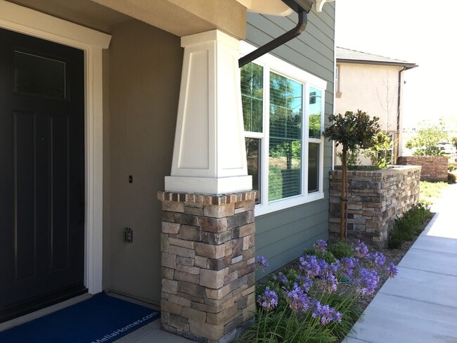 Building Photo - Yorba Linda Townhome - Brand new Anderson ...