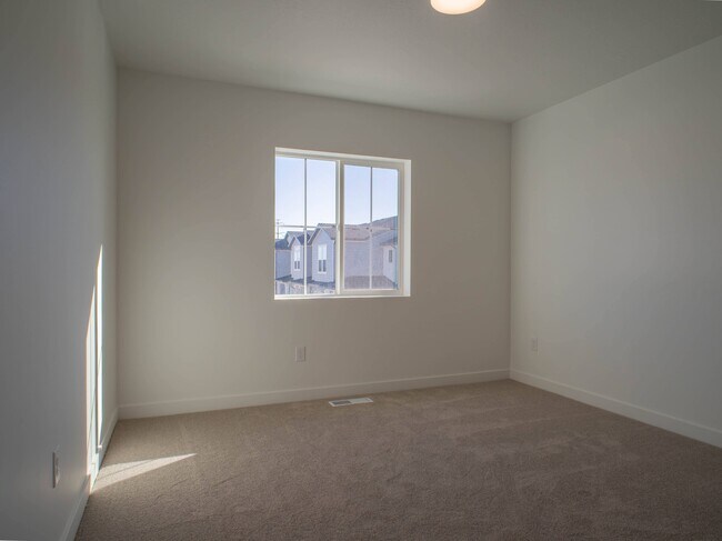 Building Photo - 3545 Hardman Way