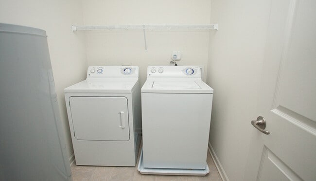 Building Photo - 2136 Purple and Gold Way