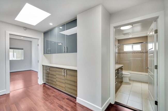 Building Photo - Modern 4-Bedroom Home in Prime West LA | Walkable, Spacious & Move-In Ready