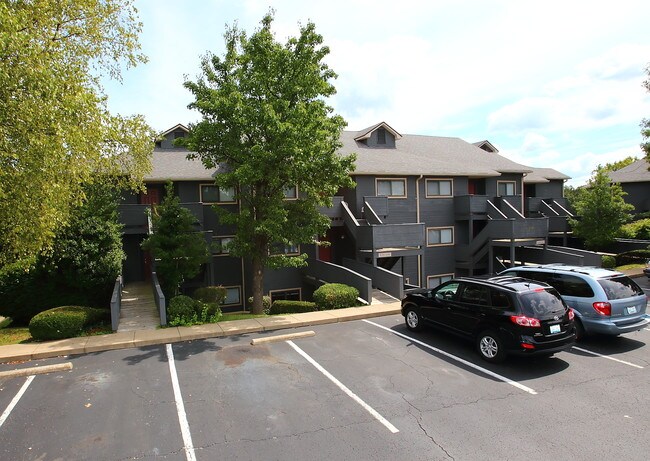 Building Photo - 1100 Pine Valley Dr