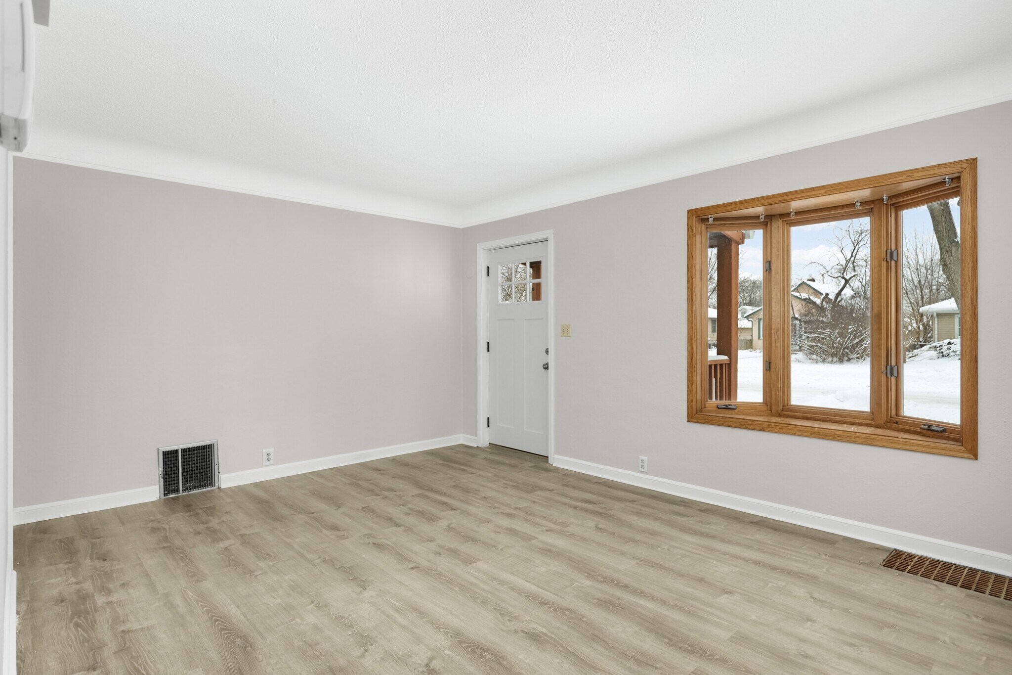 Building Photo - 3744 Perry Ave N